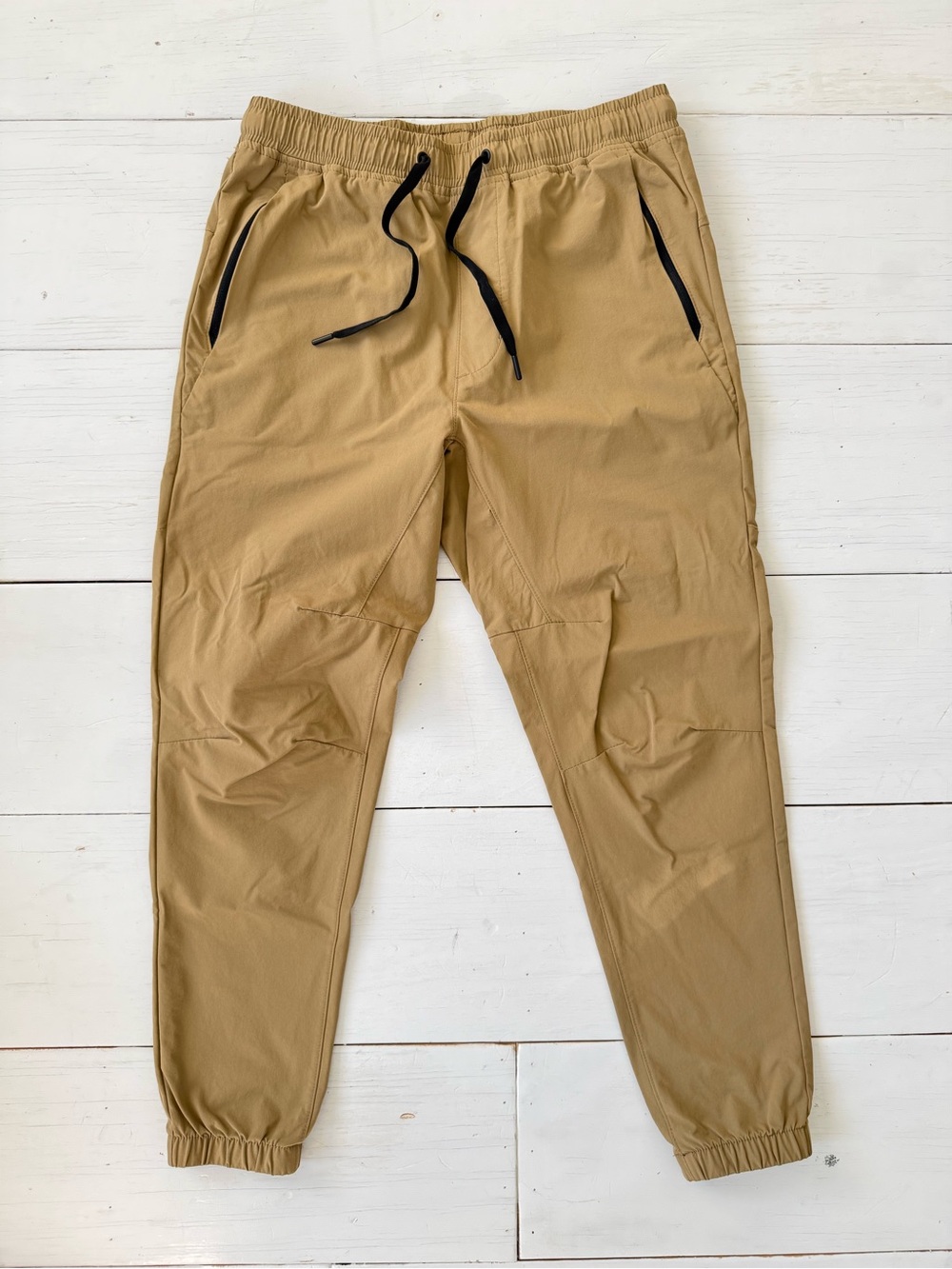 American Eagle Outfitters Khaki Athletic Jogger Pants with Black Trim Men’s S